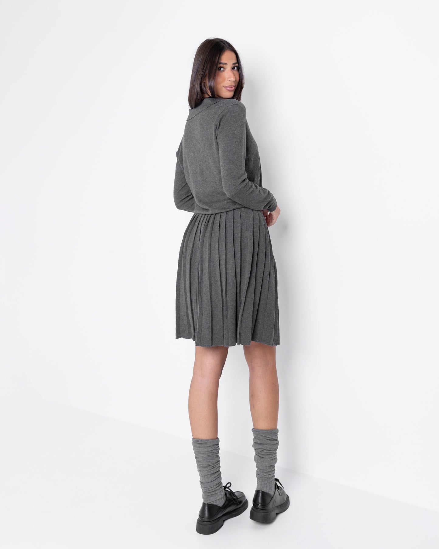 Light Knitted Pleated Skirt Set