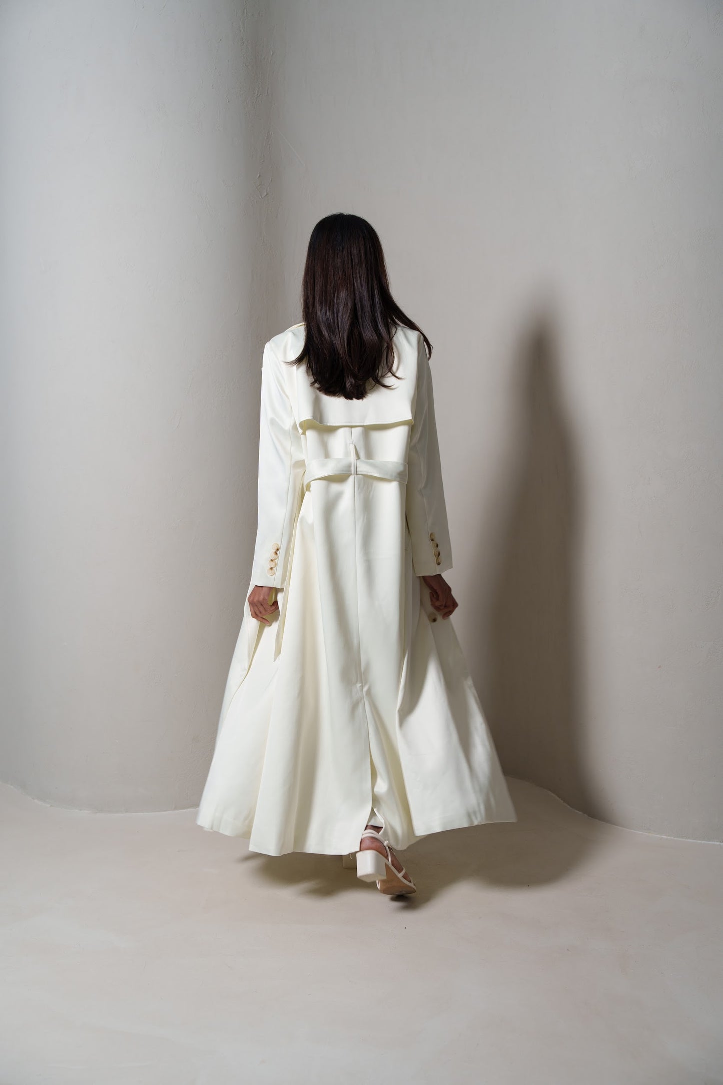 Crème Silk Long Blazer/Trench Set