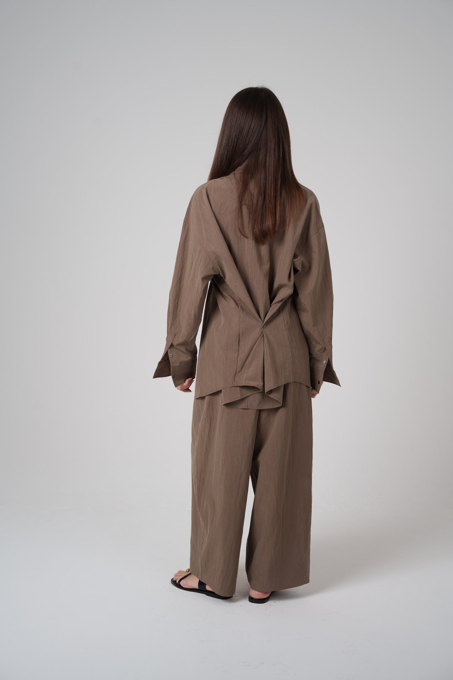 Minimal Light-Weight Brown Set