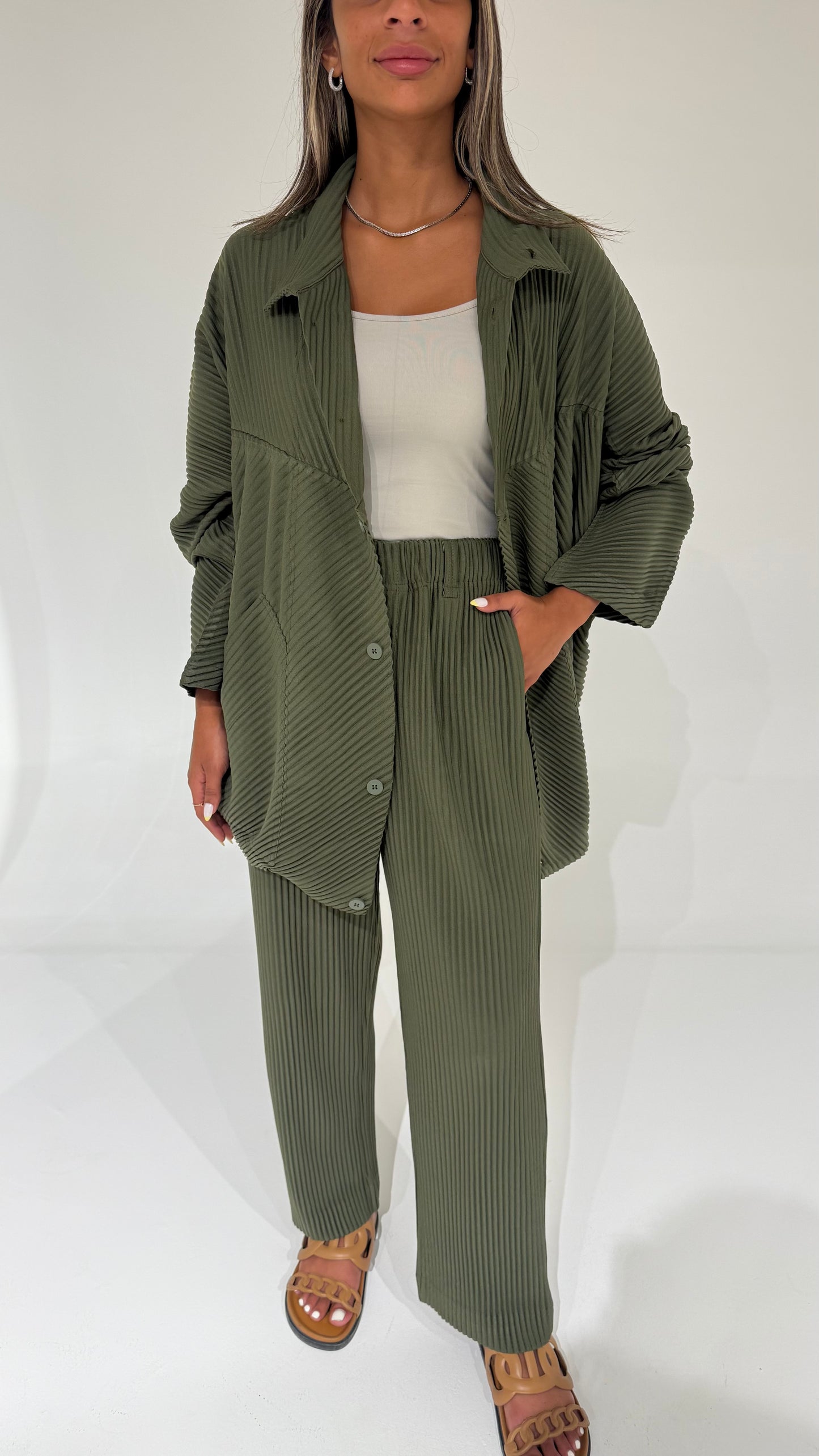 Pleated Set Bomber Style Set