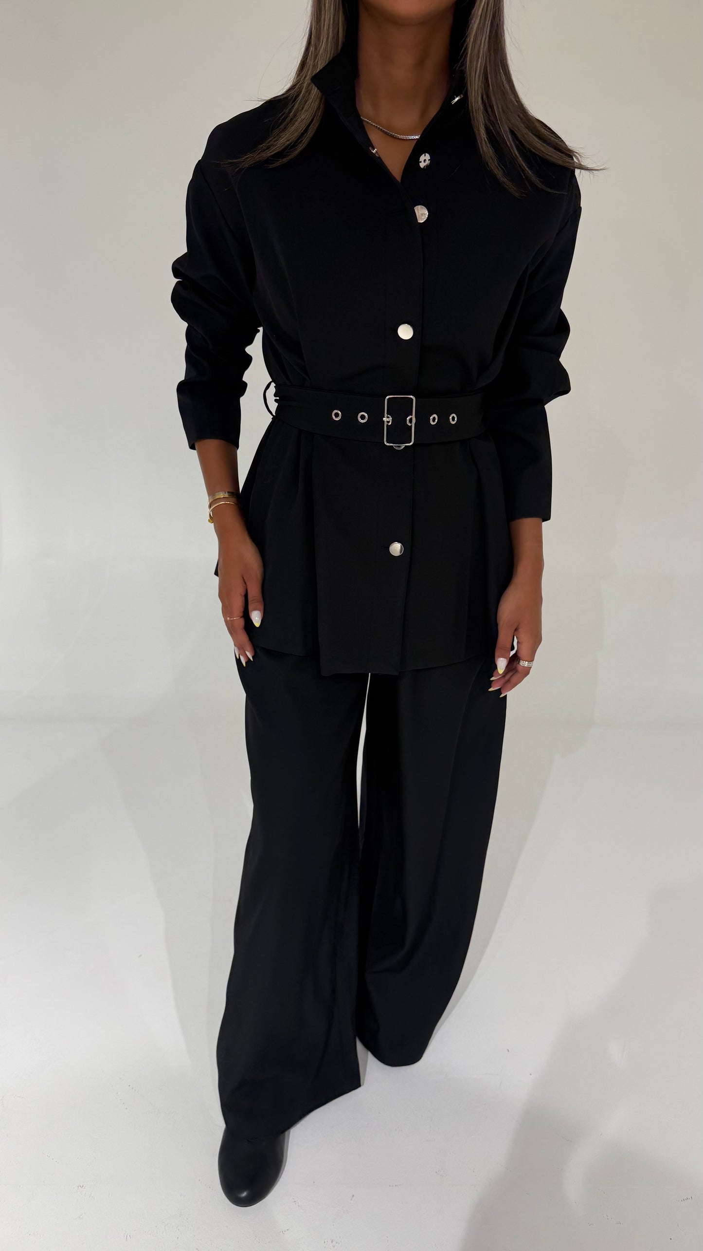 Buttoned Set with Belt