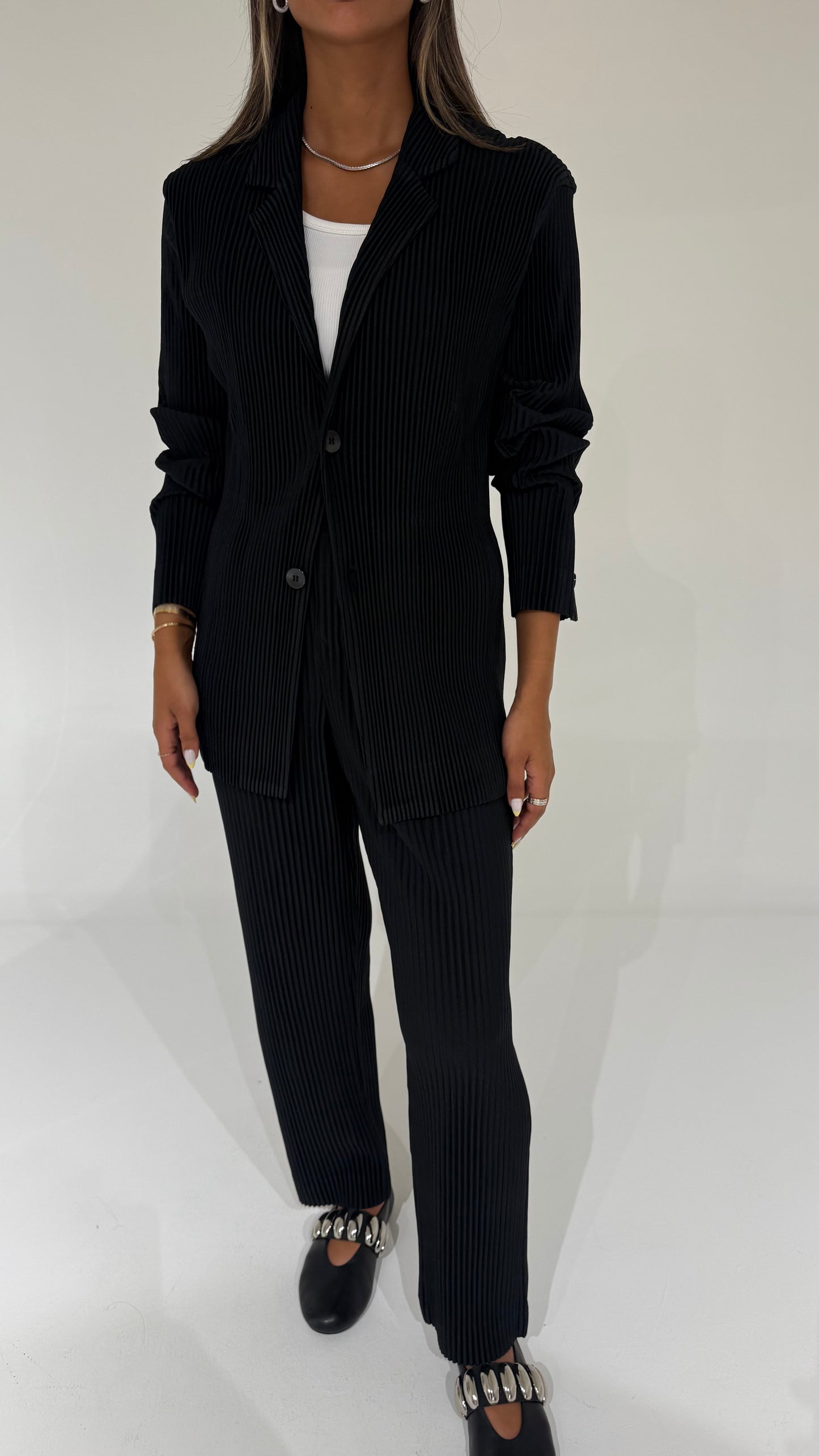 Black Pleated Short Jacket