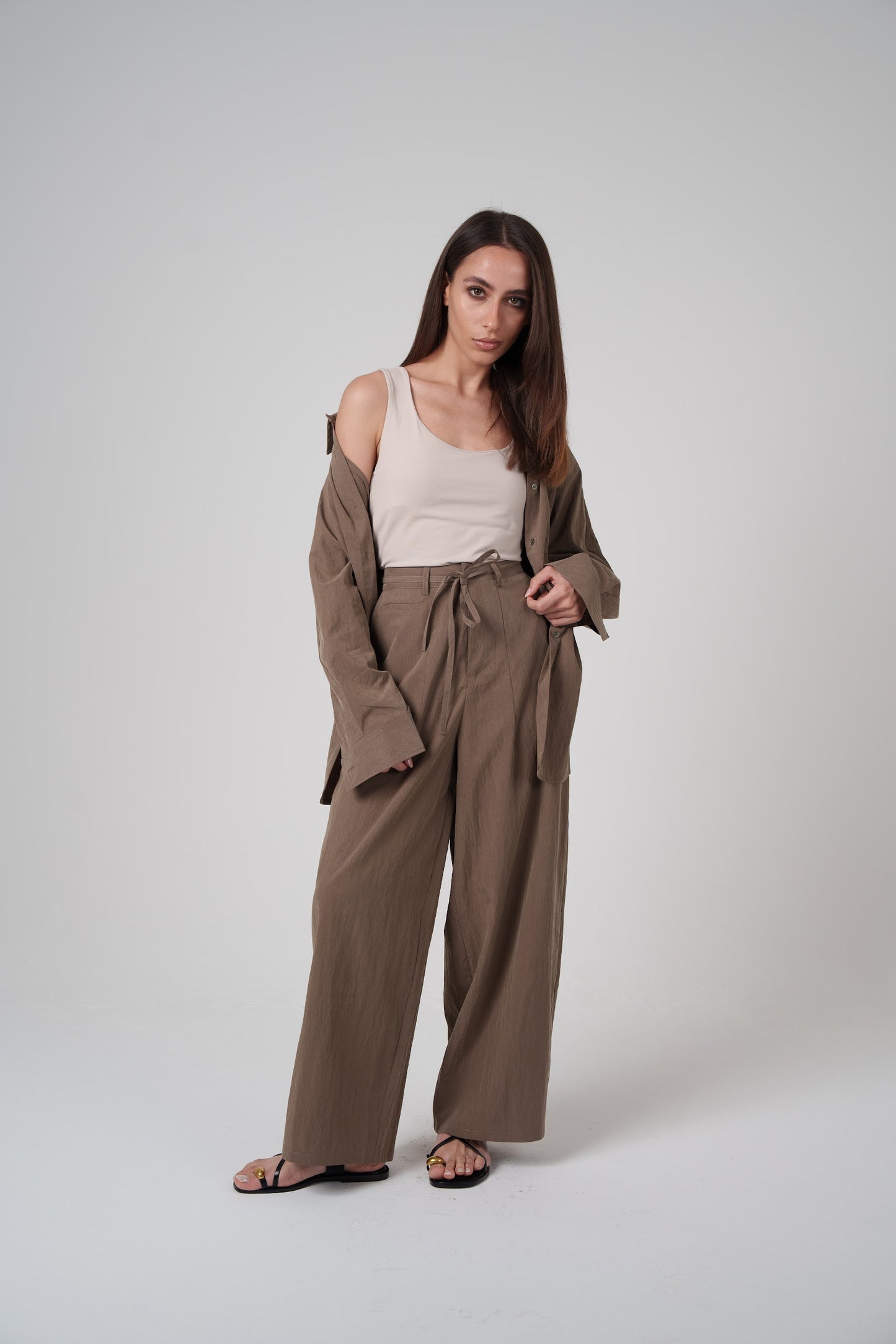 Minimal Light-Weight Brown Set