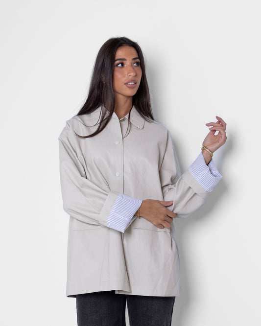 Collared Buttoned Jacket