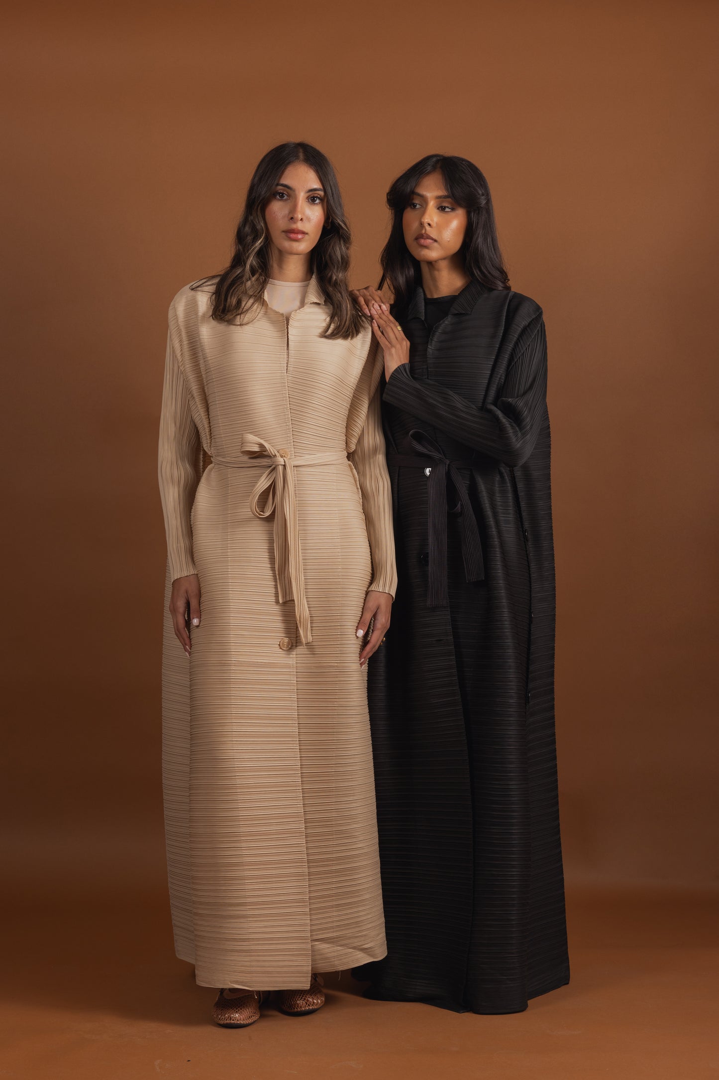 Pleats Abaya with Side Buttons